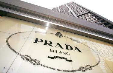 Prada's .1 billion IPO makes modest HK debut 